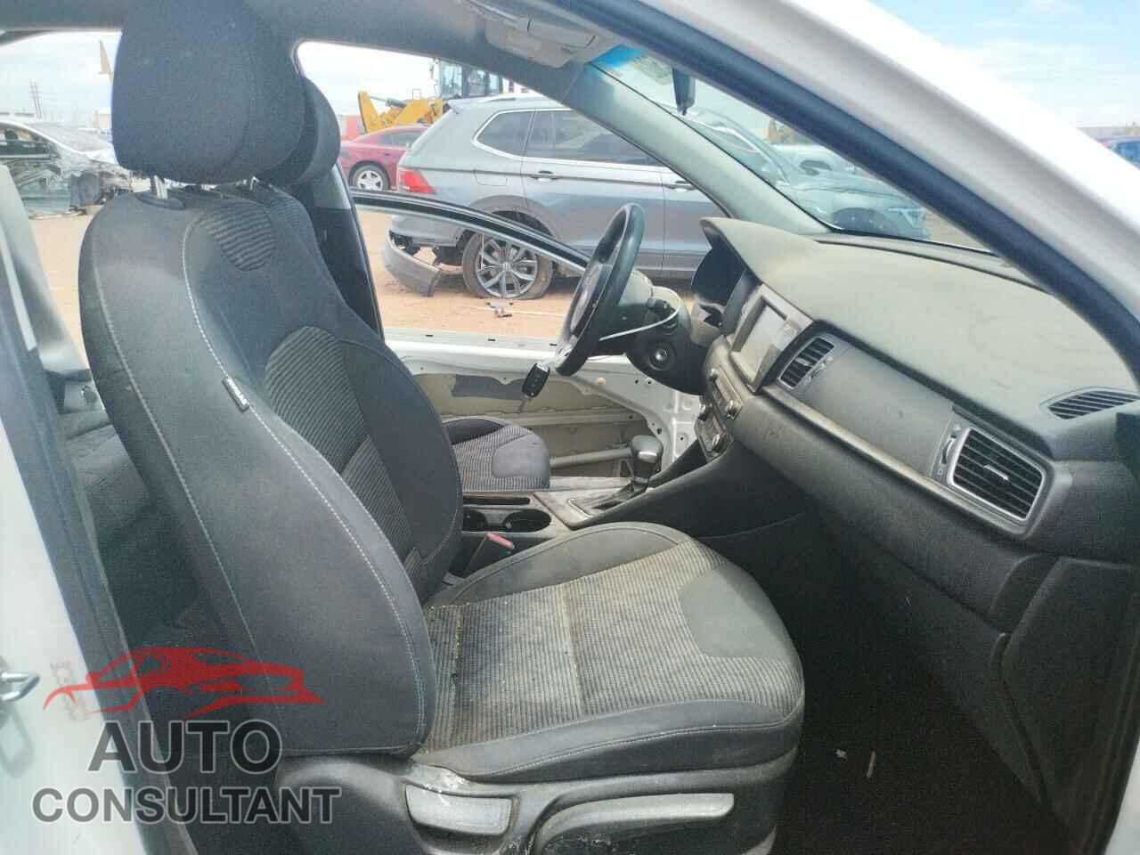 KIA NIRO 2017 - KNDCB3LC4H5051711