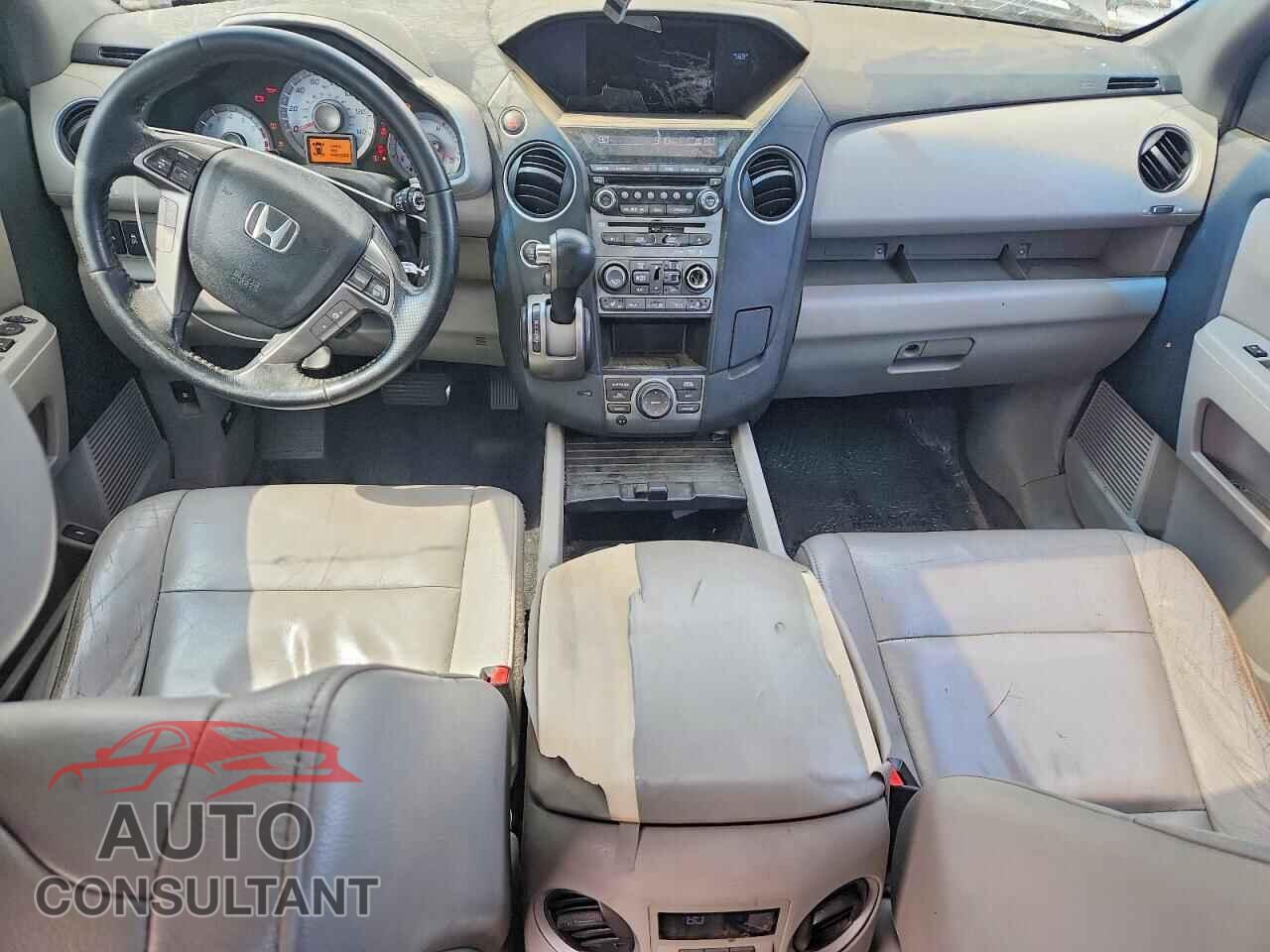 HONDA PILOT 2012 - 5FNYF4H99CB009913