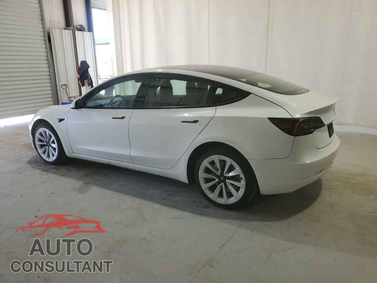TESLA MODEL 3 2022 - 5YJ3E1EA4NF371371