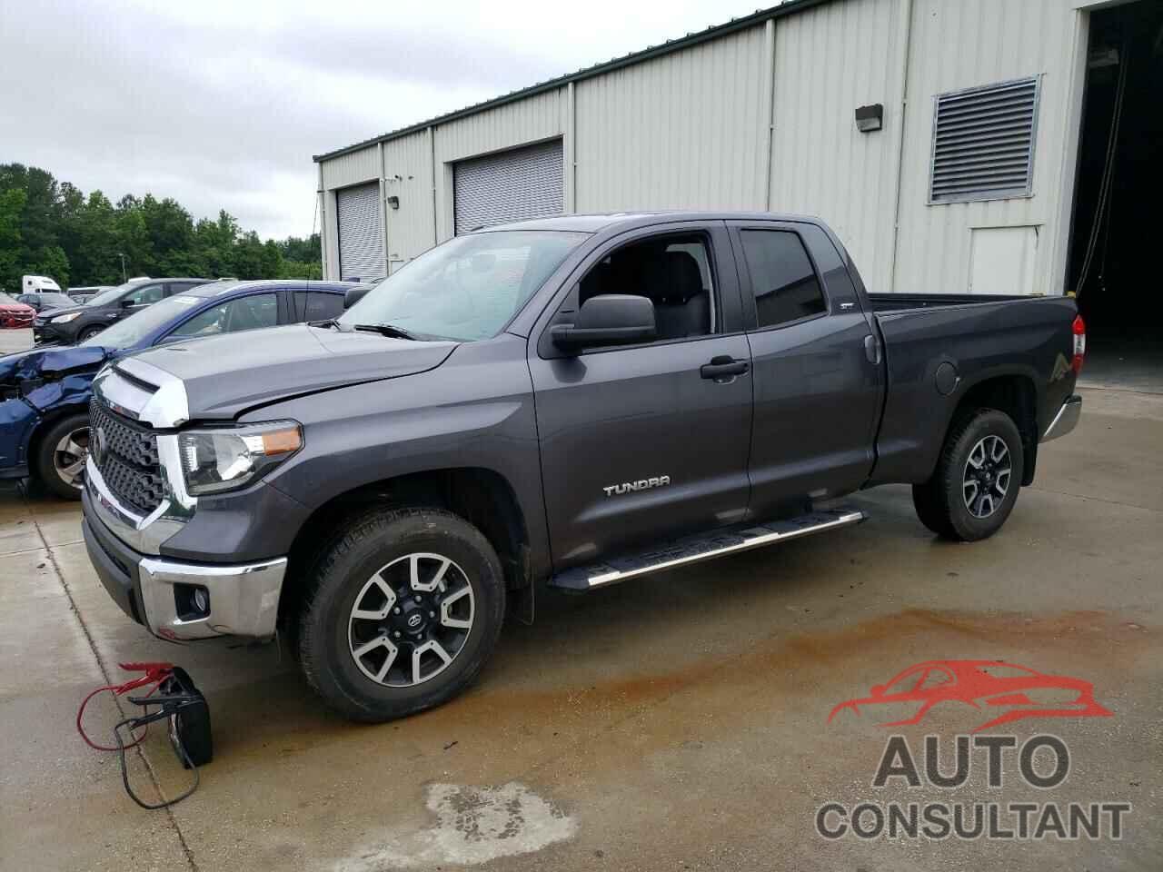 TOYOTA TUNDRA 2019 - 5TFUM5F11KX081748