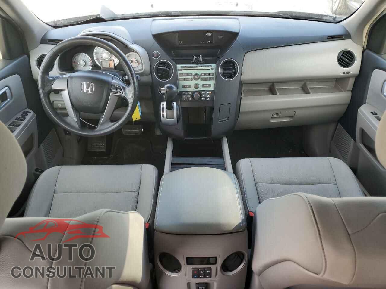 HONDA PILOT 2011 - 5FNYF4H23BB094345