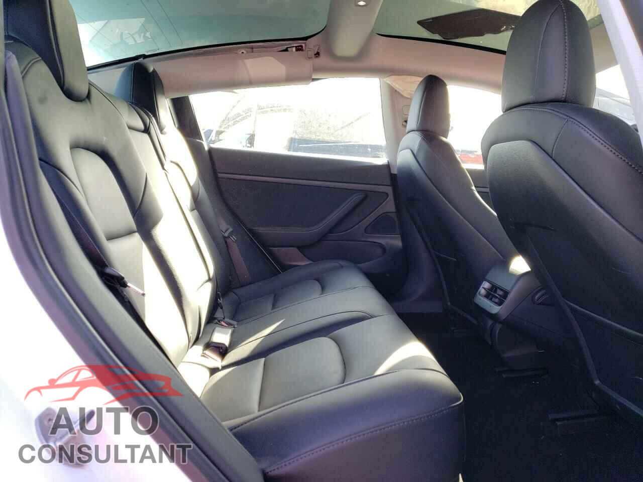 TESLA MODEL 3 2021 - 5YJ3E1EA4MF929833