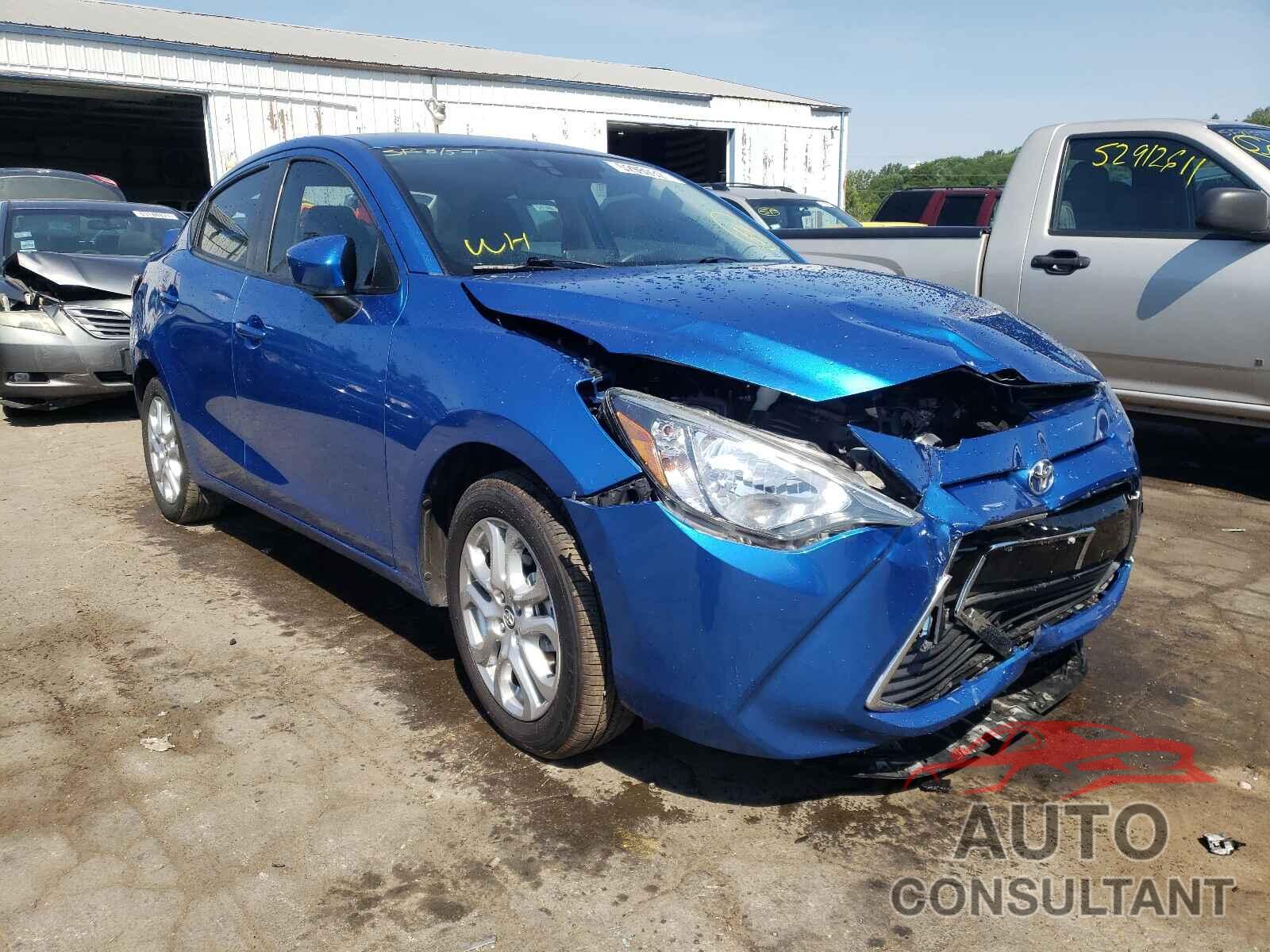 TOYOTA YARIS 2017 - 3MYDLBYV8HY161901
