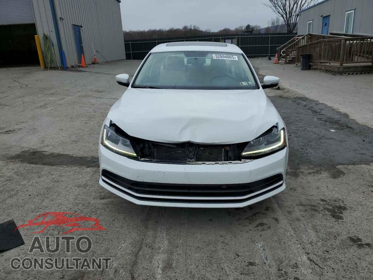 VOLKSWAGEN JETTA 2017 - 3VWDB7AJ7HM255603