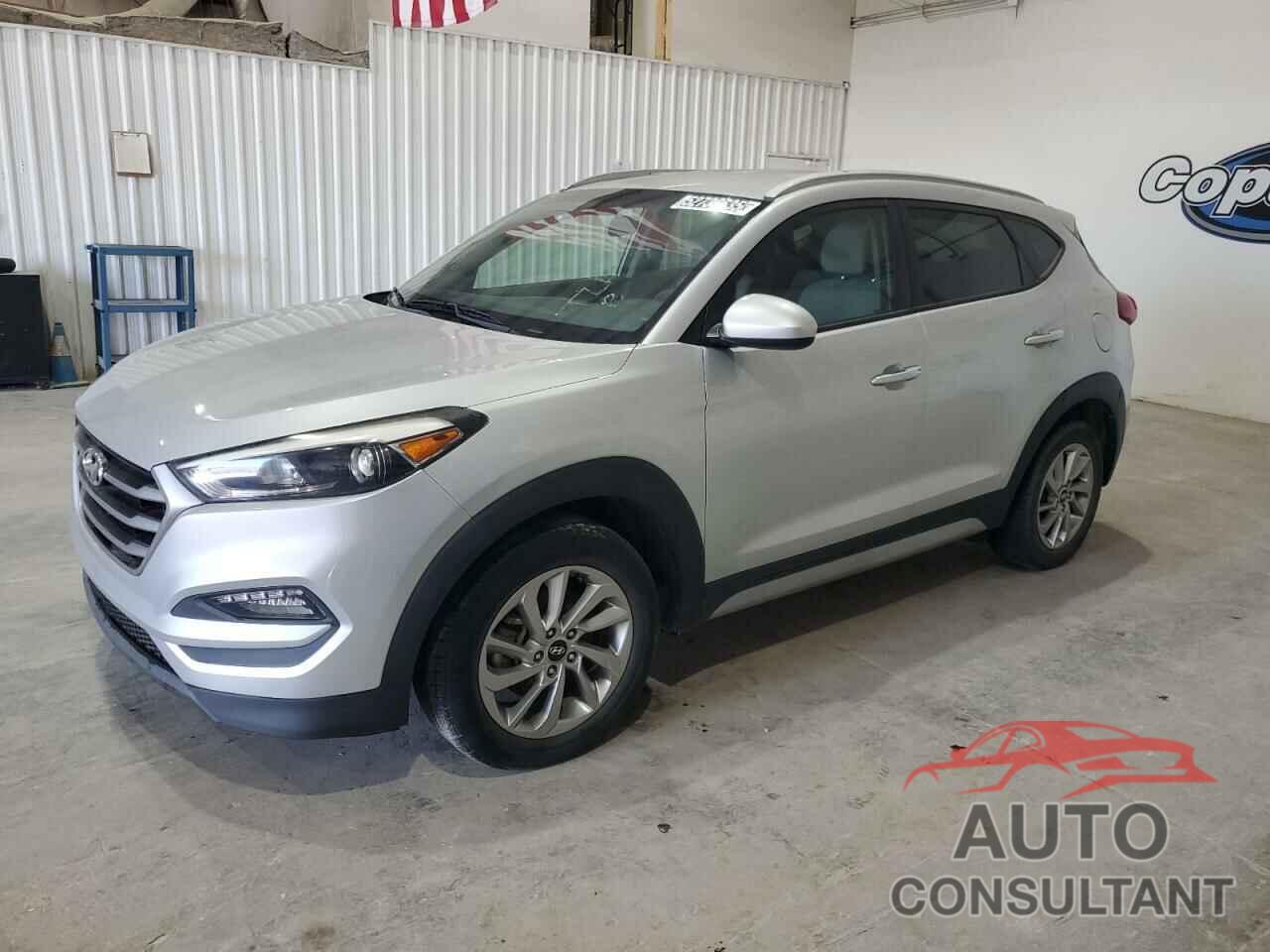 HYUNDAI TUCSON 2018 - KM8J3CA49JU608135