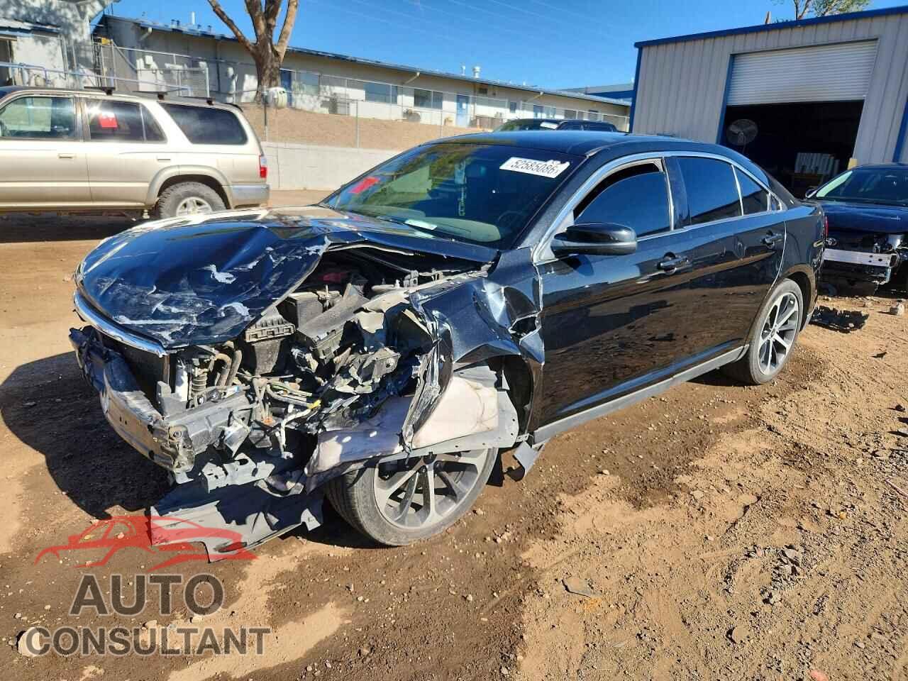 FORD TAURUS 2015 - 1FAHP2E82FG112491