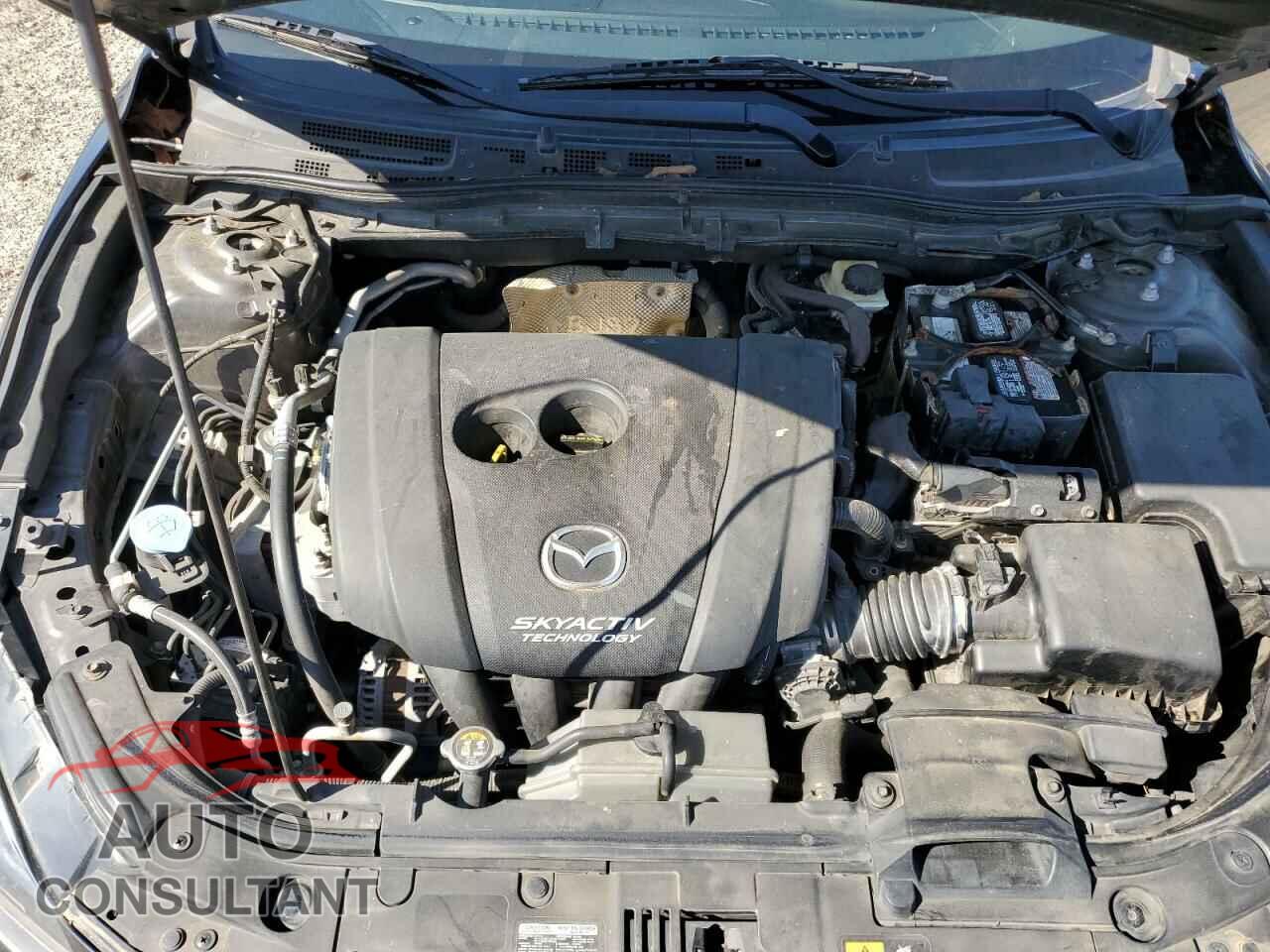 MAZDA 3 2017 - 3MZBN1W38HM138246