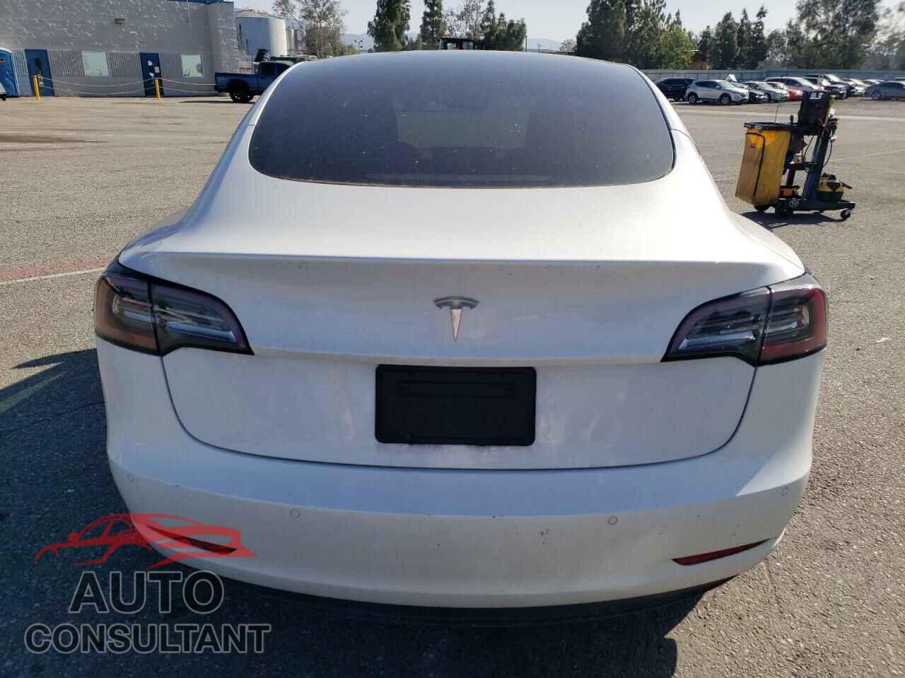 TESLA MODEL 3 2022 - 5YJ3E1EA6NF164674