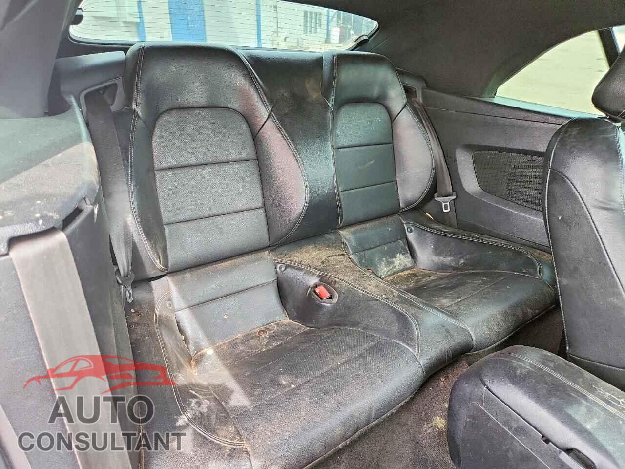FORD MUSTANG 2019 - 1FATP8UH9K5110001