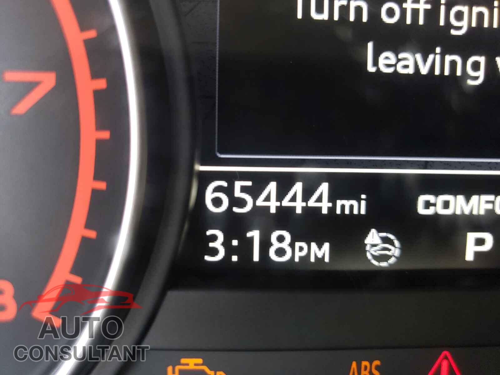 AUDI A4 2017 - WAUGMAF40HN045521