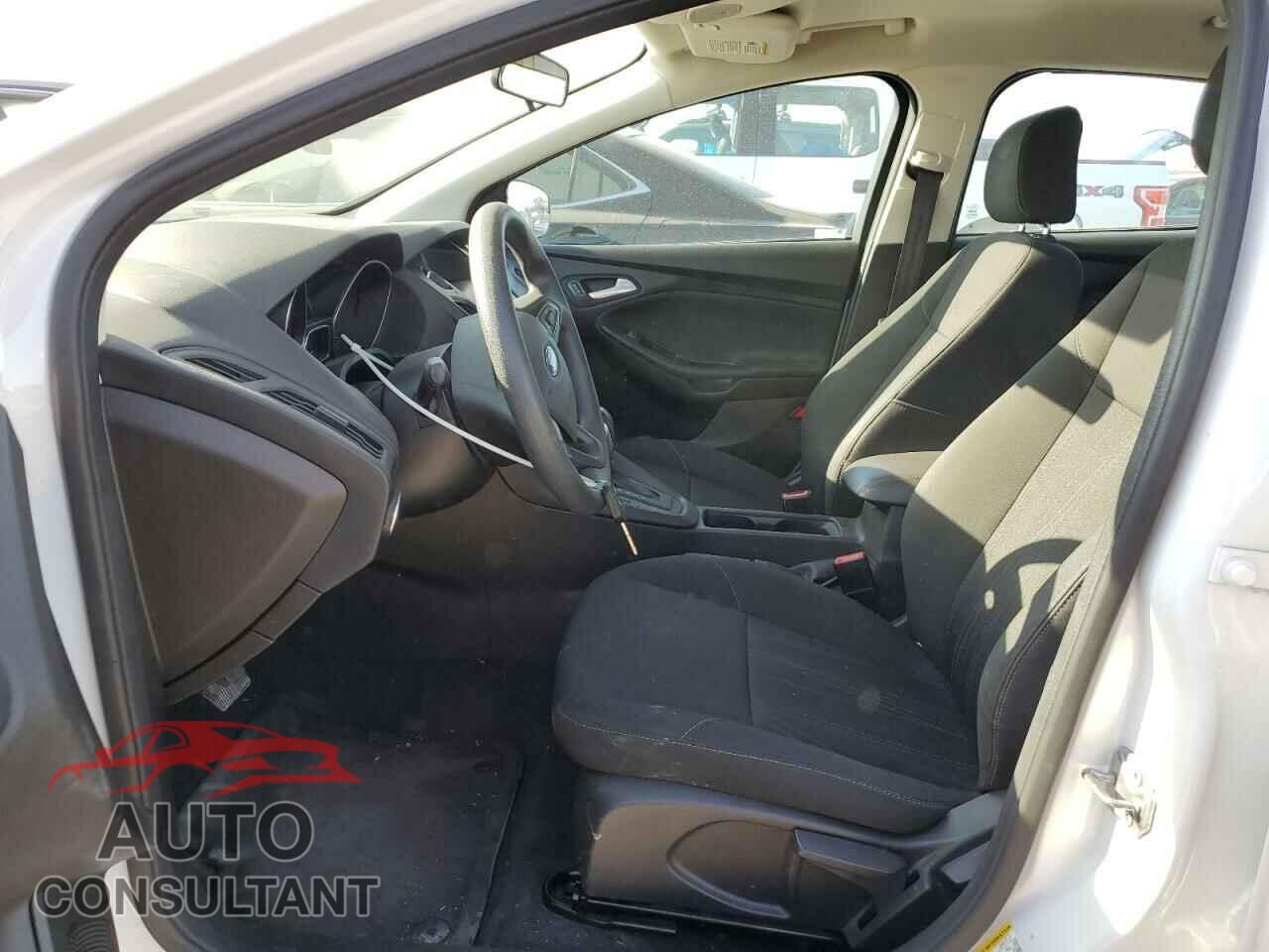 FORD FOCUS 2016 - 1FADP3F24GL297392