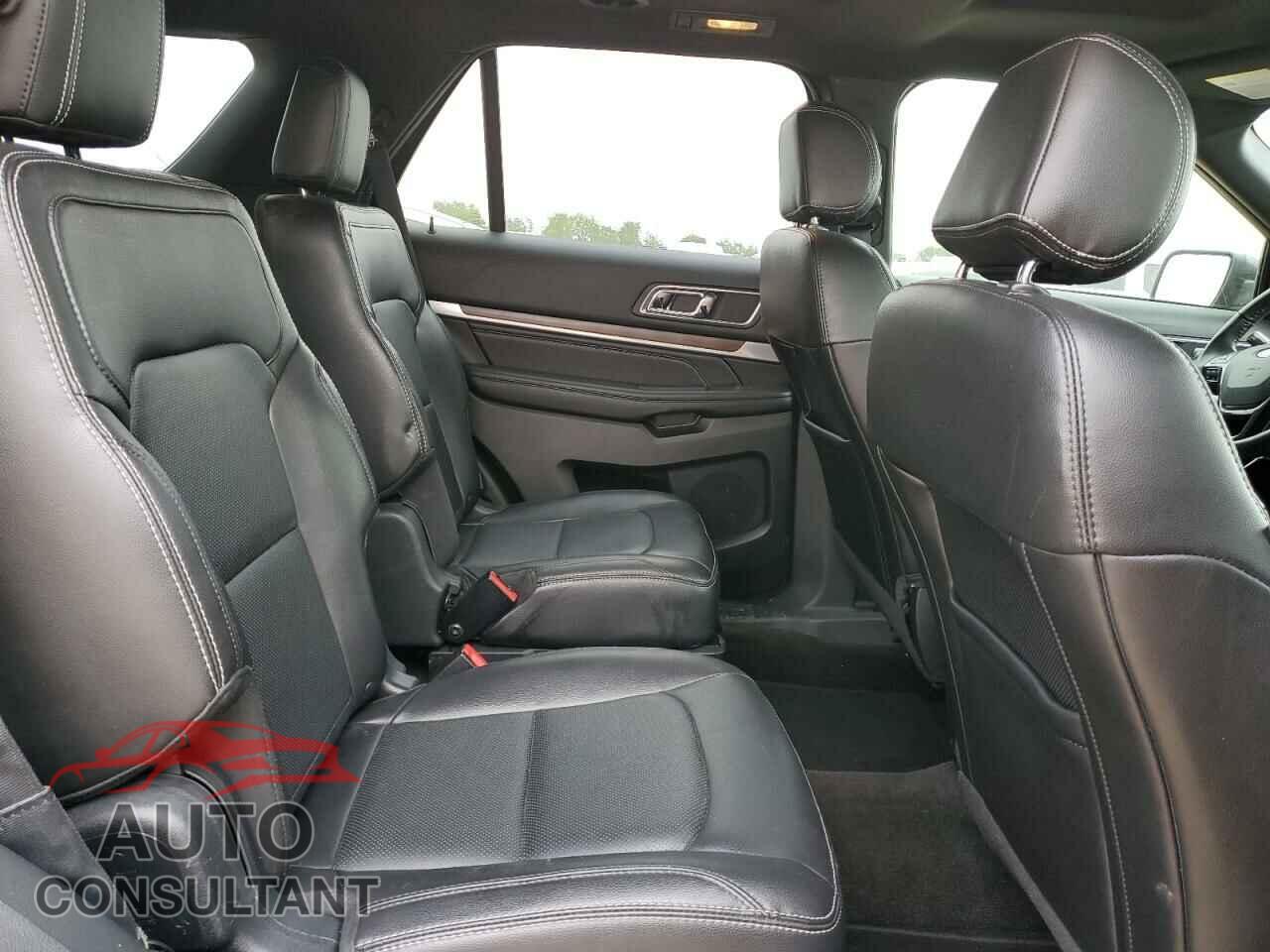 FORD EXPLORER 2017 - 1FM5K7F85HGD98486