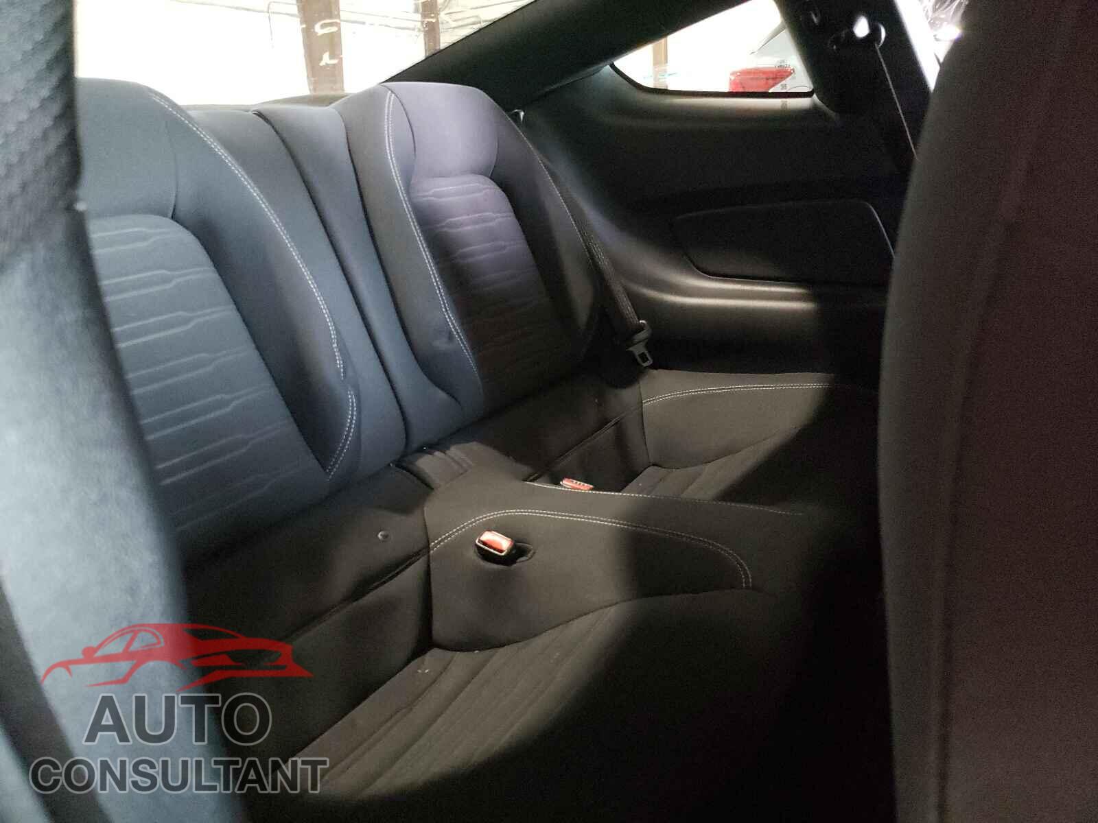 FORD MUSTANG 2017 - 1FA6P8CF4H5234361