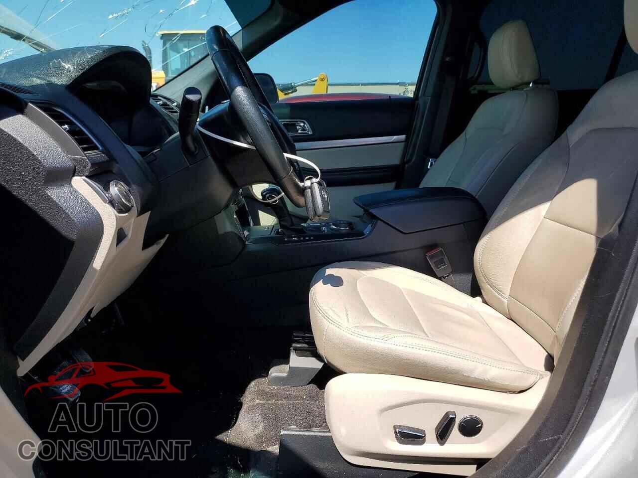 FORD EXPLORER 2018 - 1FM5K8D8XJGB37093