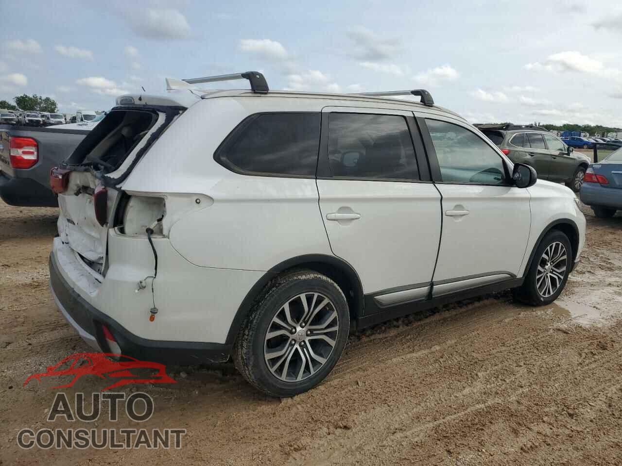 MITSUBISHI OUTLANDER 2017 - JA4AD2A37HZ030062