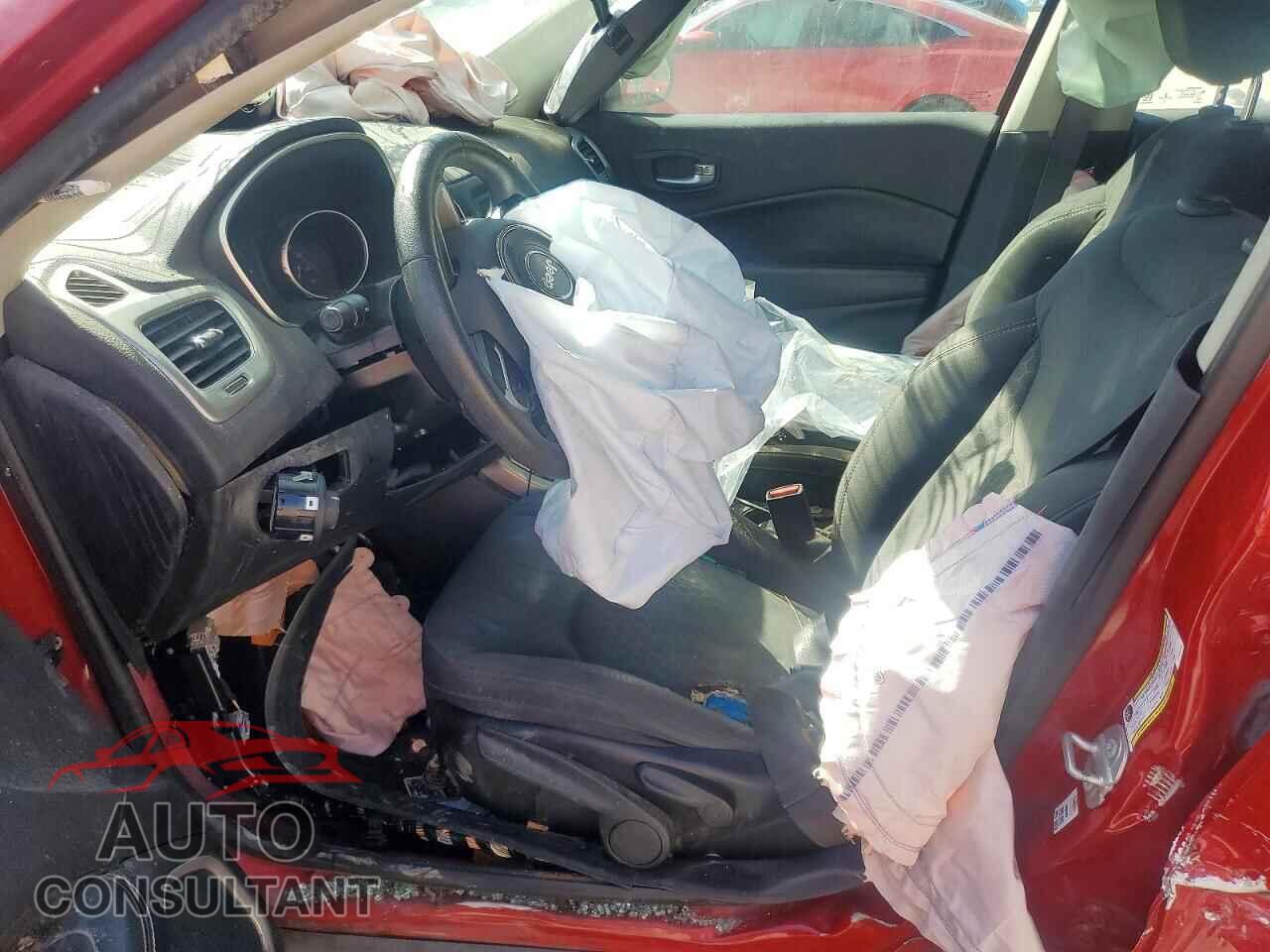 JEEP COMPASS 2018 - 3C4NJCAB6JT468078