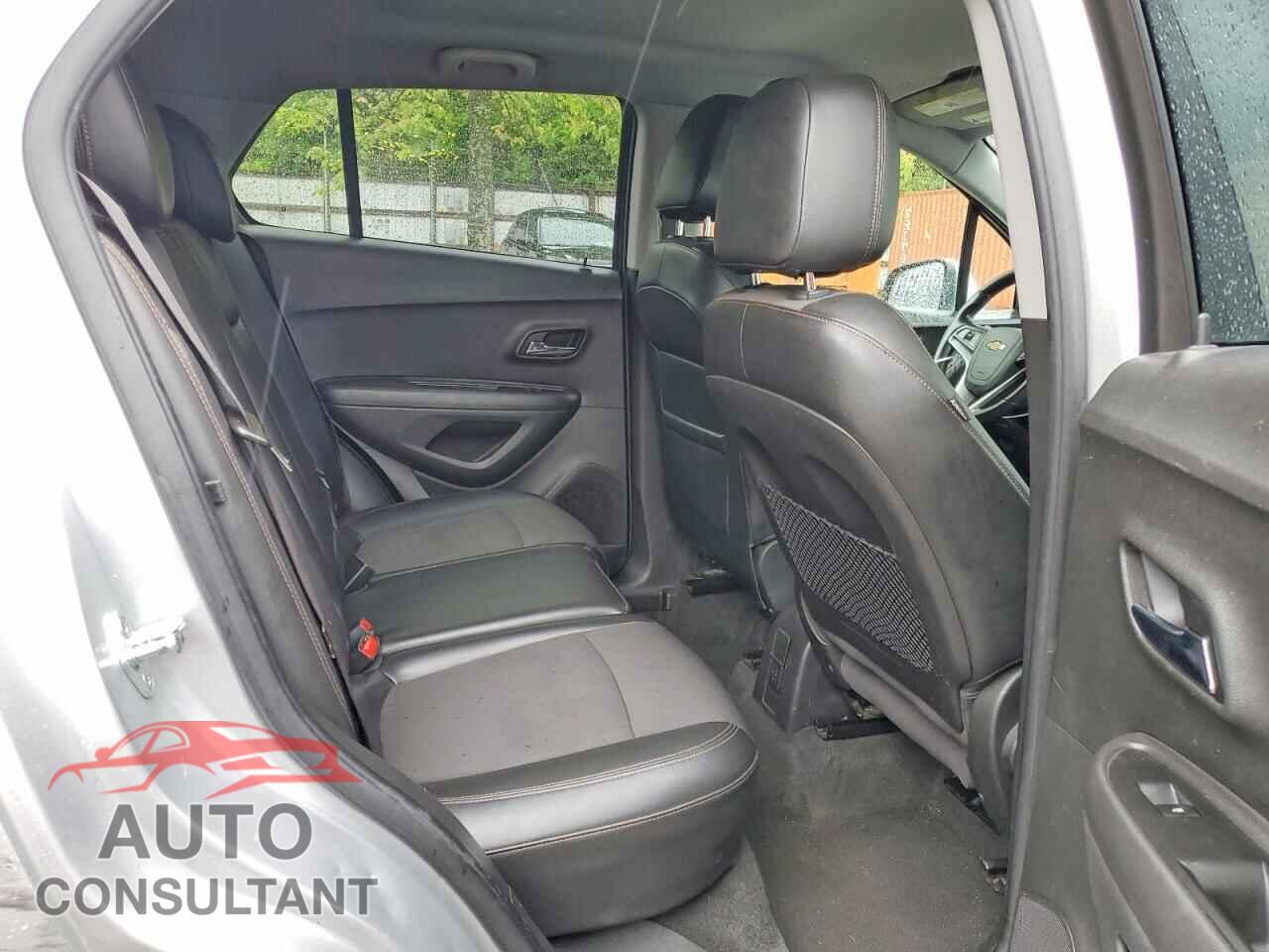 CHEVROLET TRAX 2020 - KL7CJLSB9LB322880