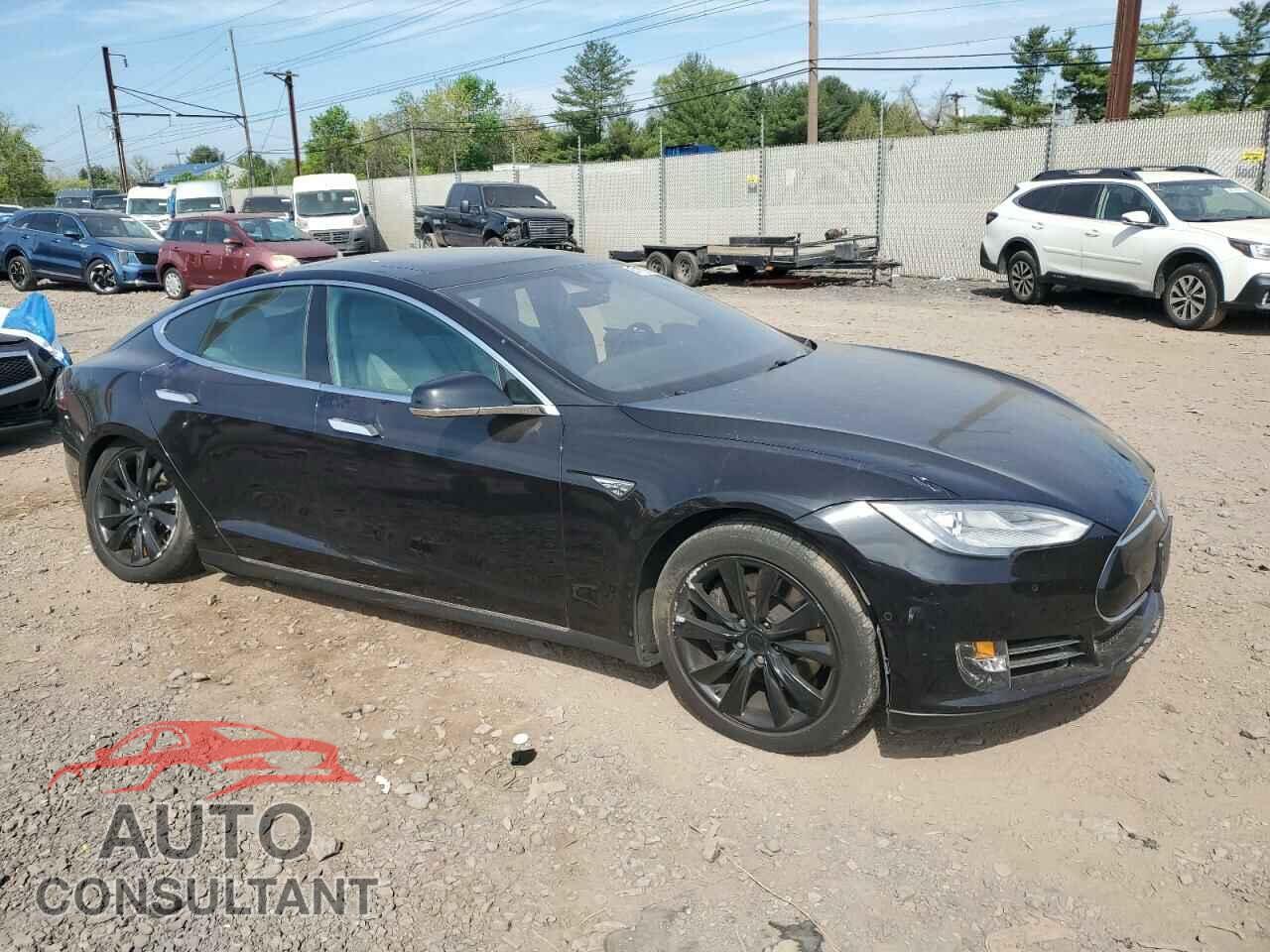 TESLA MODEL S 2016 - 5YJSA1E28GF131212