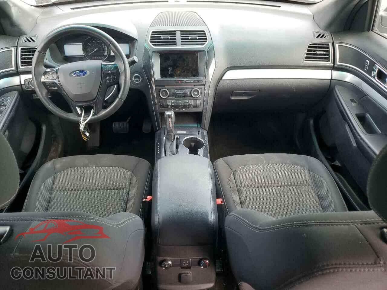 FORD EXPLORER 2017 - 1FM5K8D80HGA83944