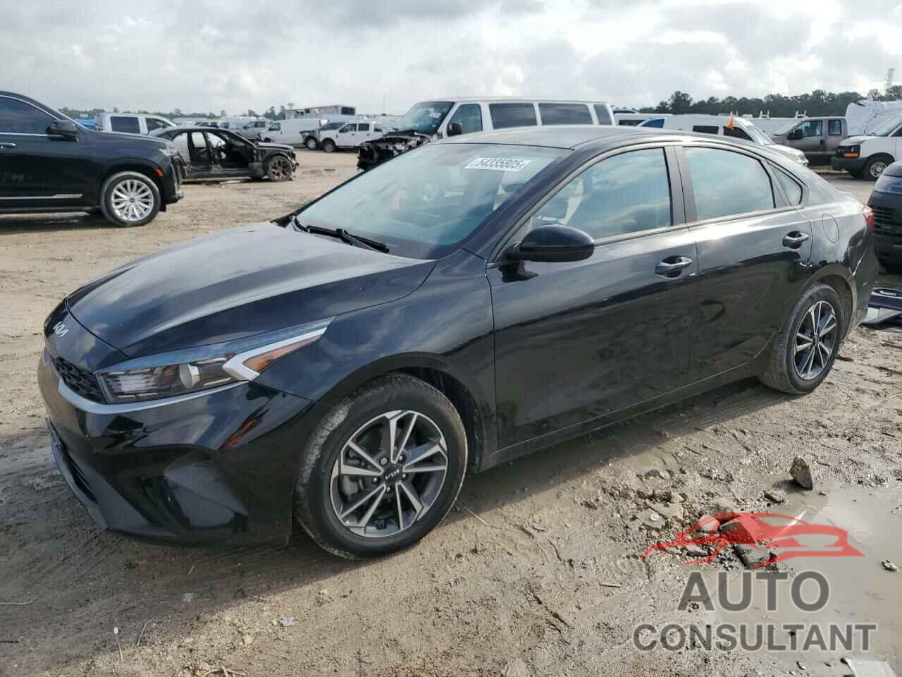 KIA FORTE 2023 - 3KPF24AD5PE581316