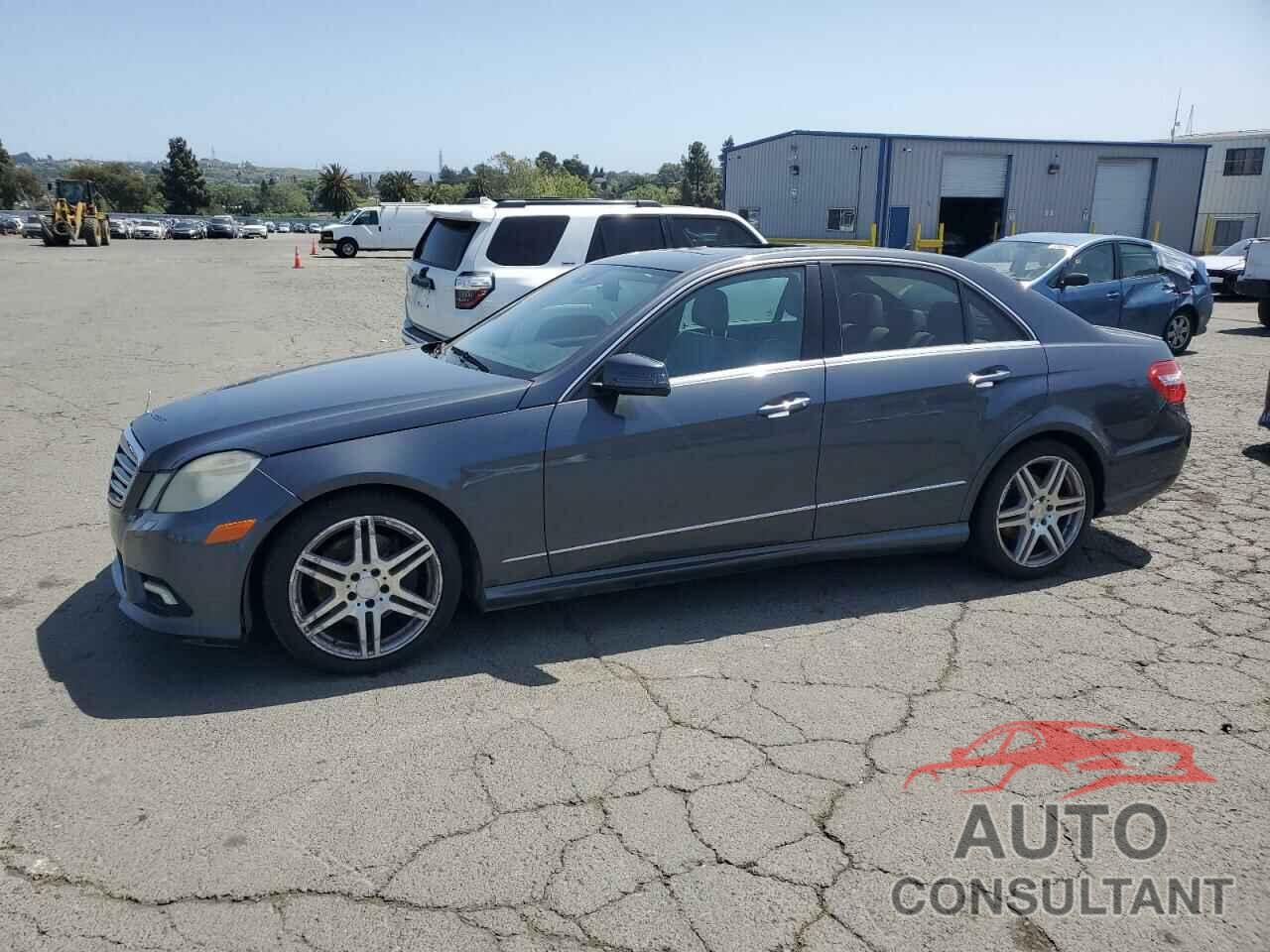 MERCEDES-BENZ E-CLASS 2010 - WDDHF5GB2AA117103