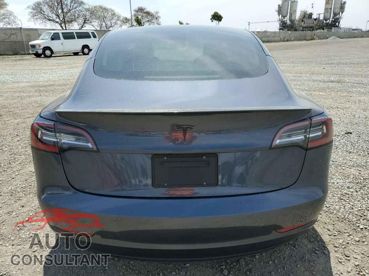 TESLA MODEL 3 2021 - 5YJ3E1EA1MF856615