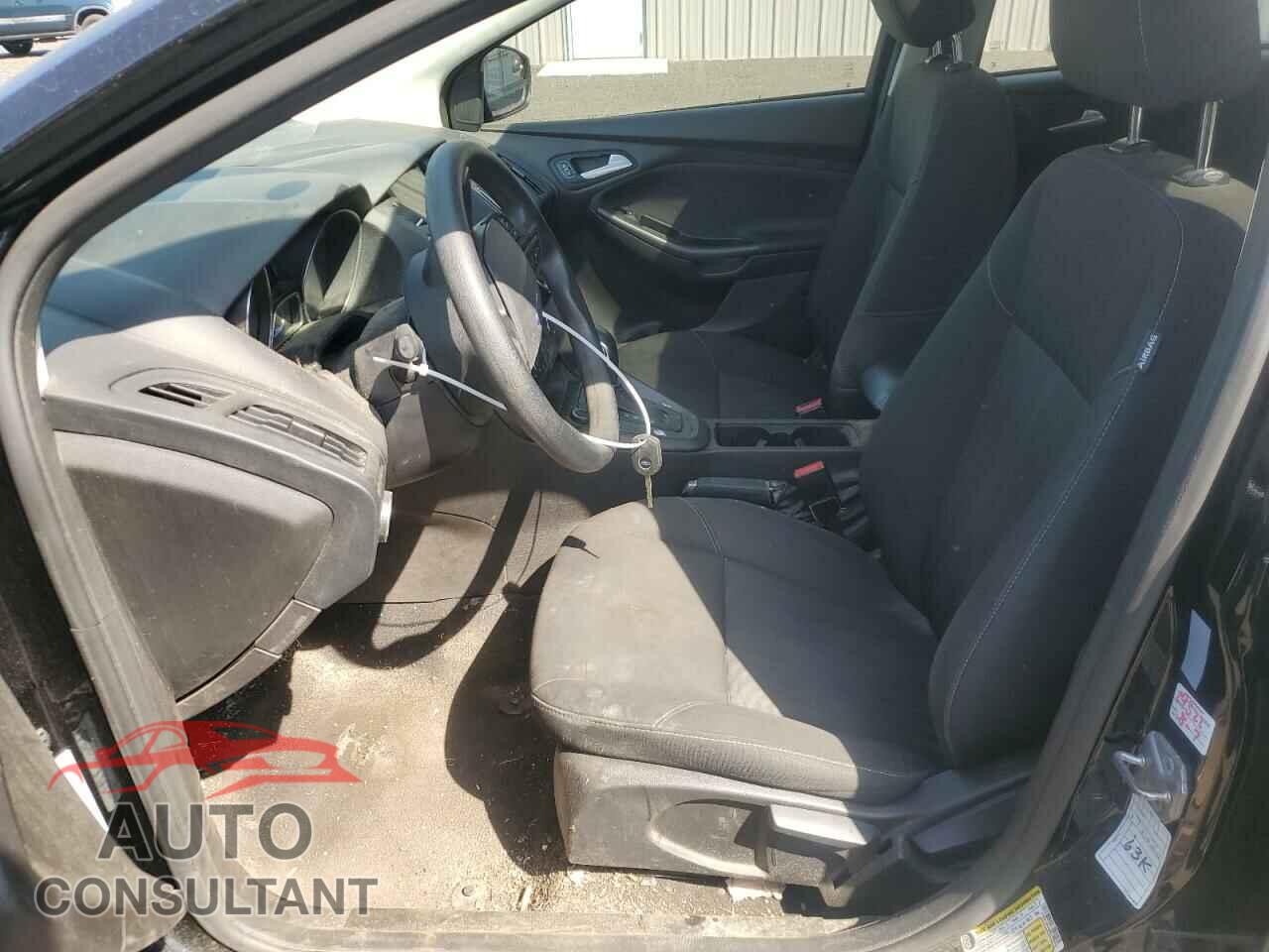 FORD FOCUS 2017 - 1FADP3M26HL265242