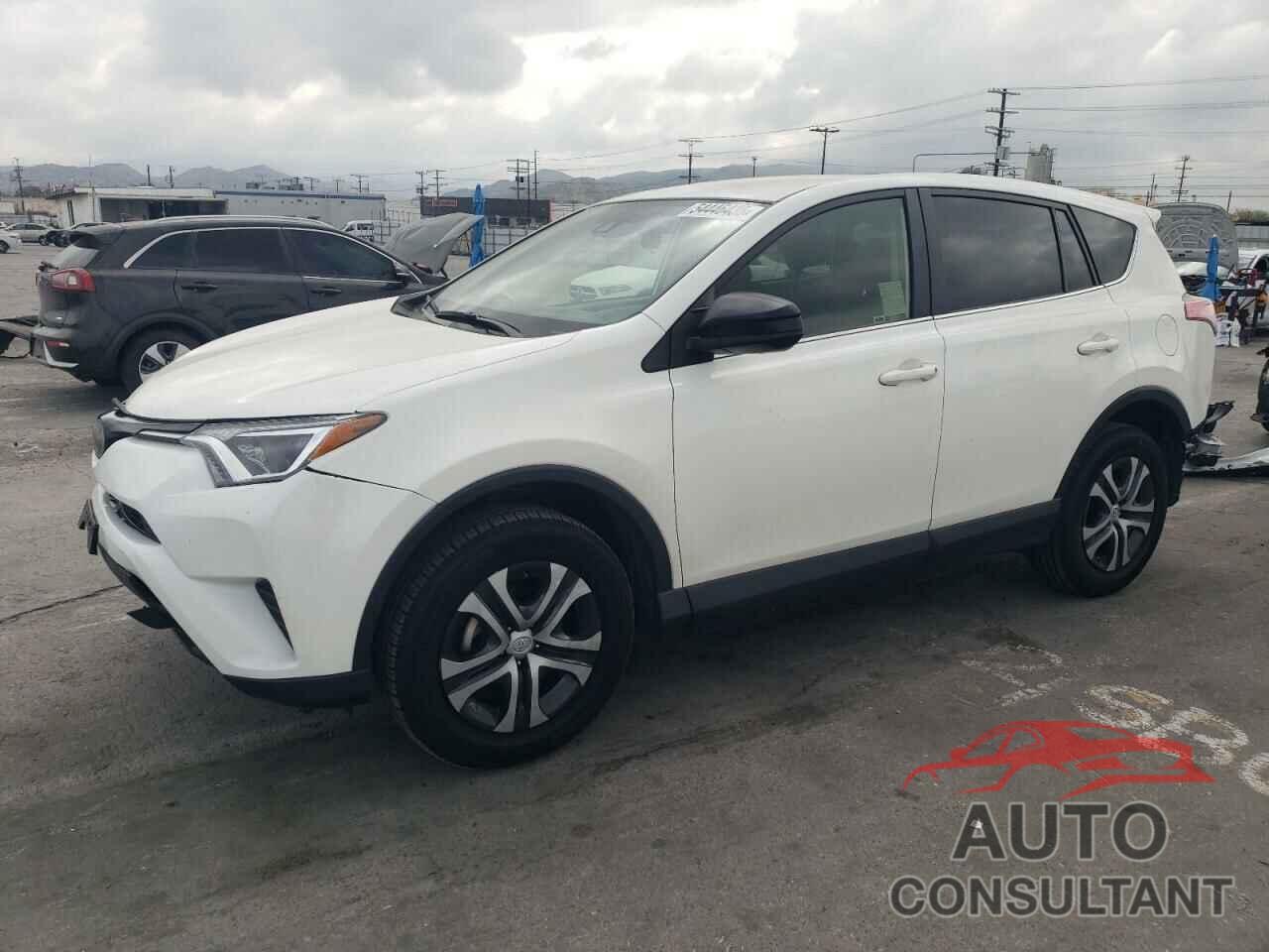 TOYOTA RAV4 2017 - JTMZFREV2HJ720064