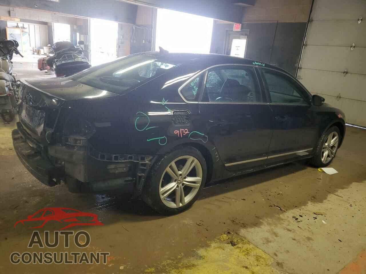 VOLKSWAGEN PASSAT 2013 - 1VWCN7A32DC062811