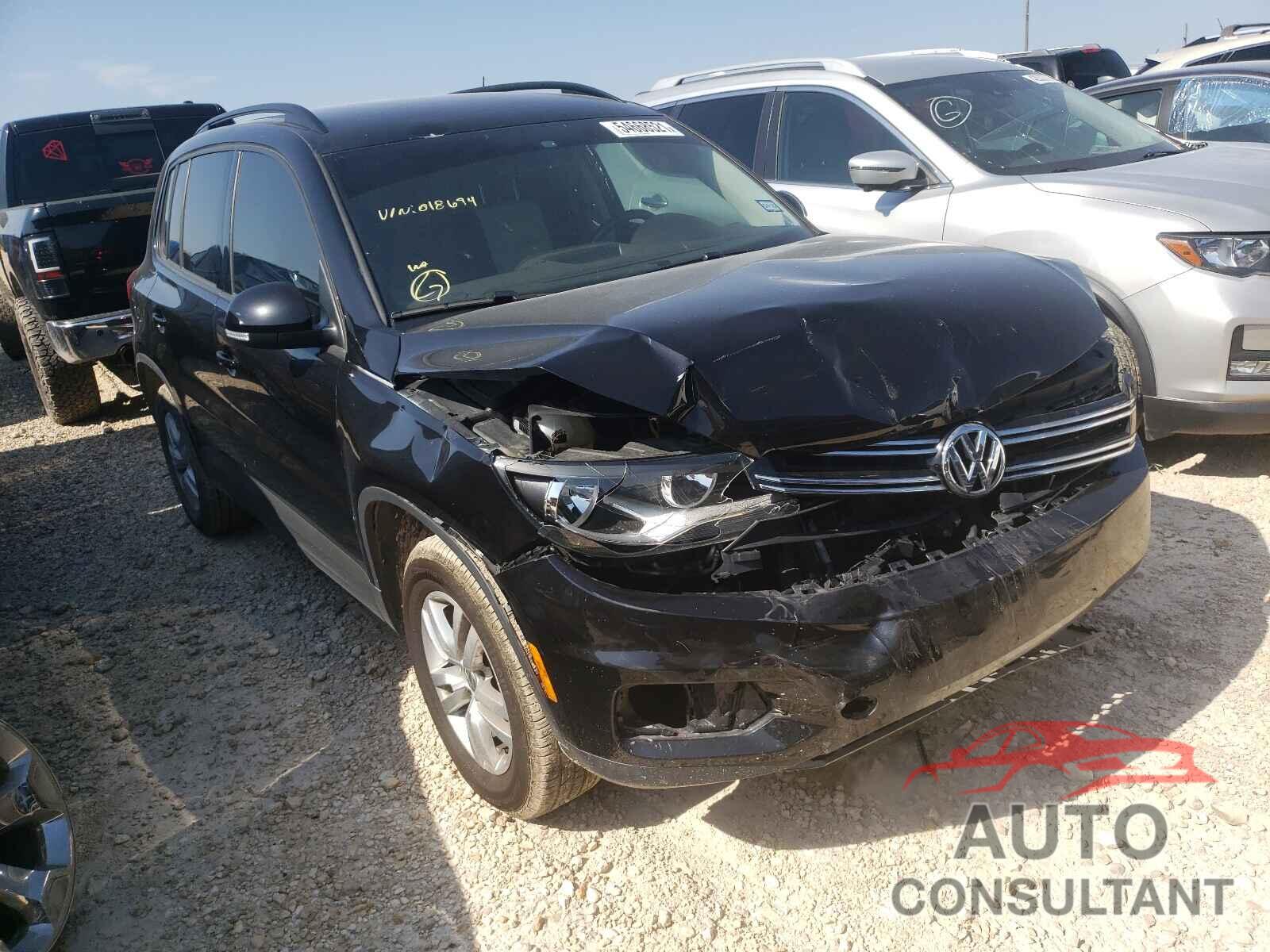 VOLKSWAGEN TIGUAN 2017 - WVGAV7AX7HK018694