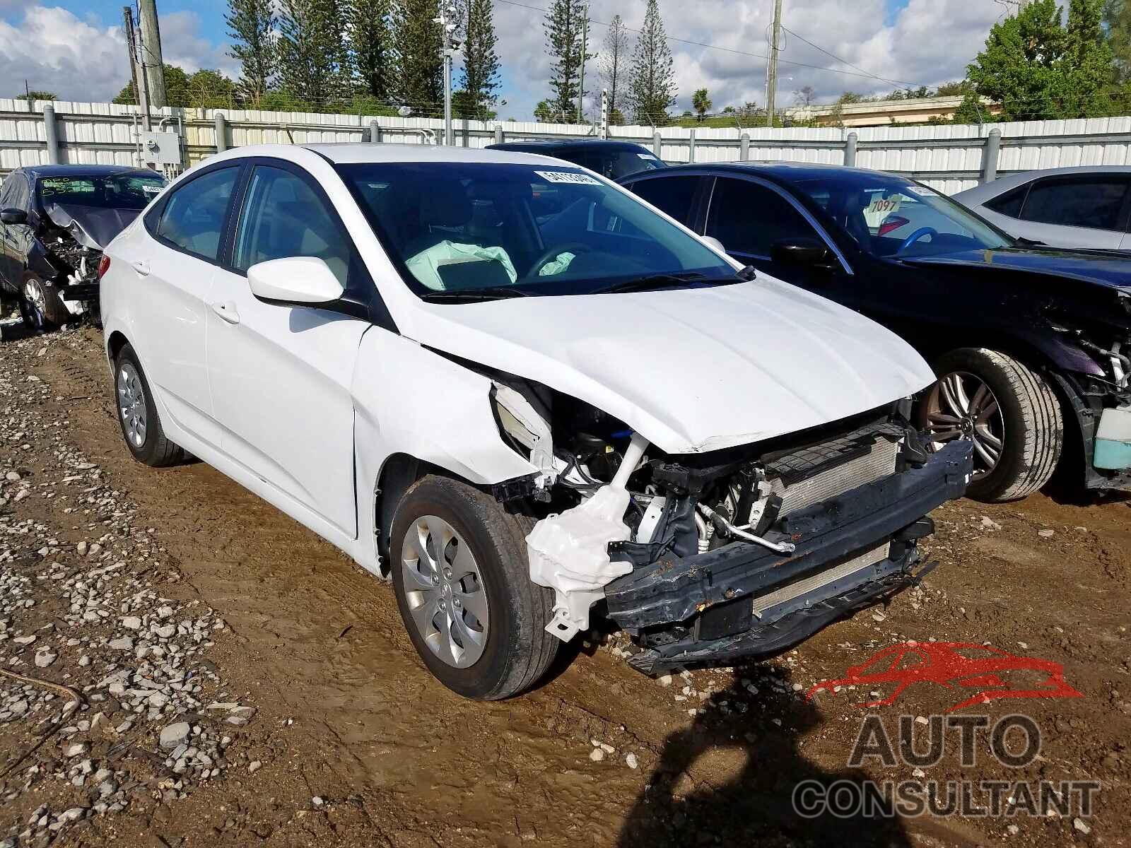 HYUNDAI ACCENT 2017 - KMHCT4AE7HU372912