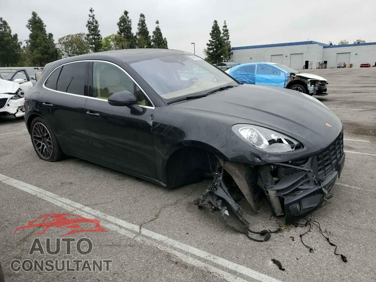 PORSCHE MACAN 2015 - WP1AB2A59FLB41711