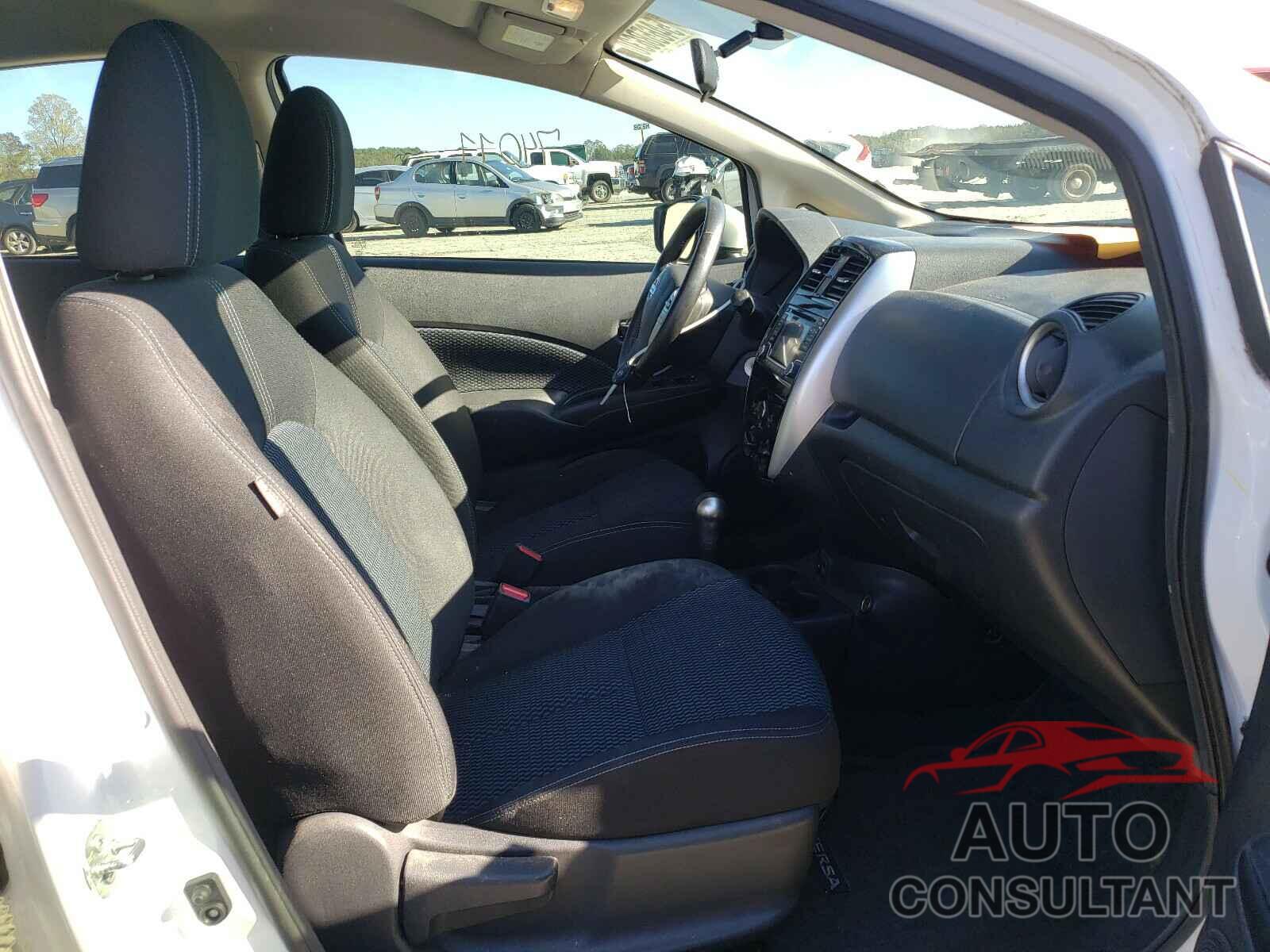 NISSAN VERSA 2017 - 3N1CE2CP8HL374389