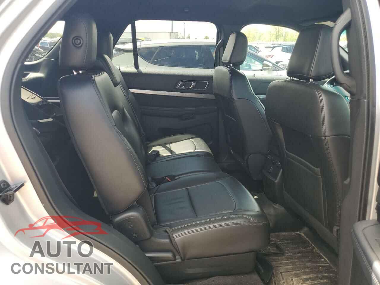 FORD EXPLORER 2018 - 1FM5K8D88JGB53969