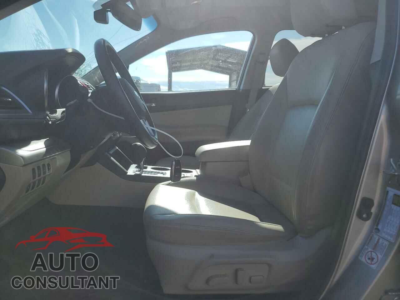 SUBARU OUTBACK 2017 - 4S4BSANC5H3291239