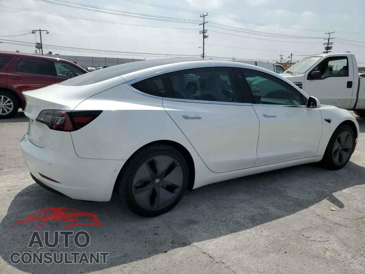 TESLA MODEL 3 2019 - 5YJ3E1EA8KF327207