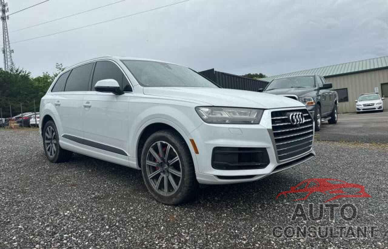 AUDI Q7 2017 - WA1LAAF73HD021296