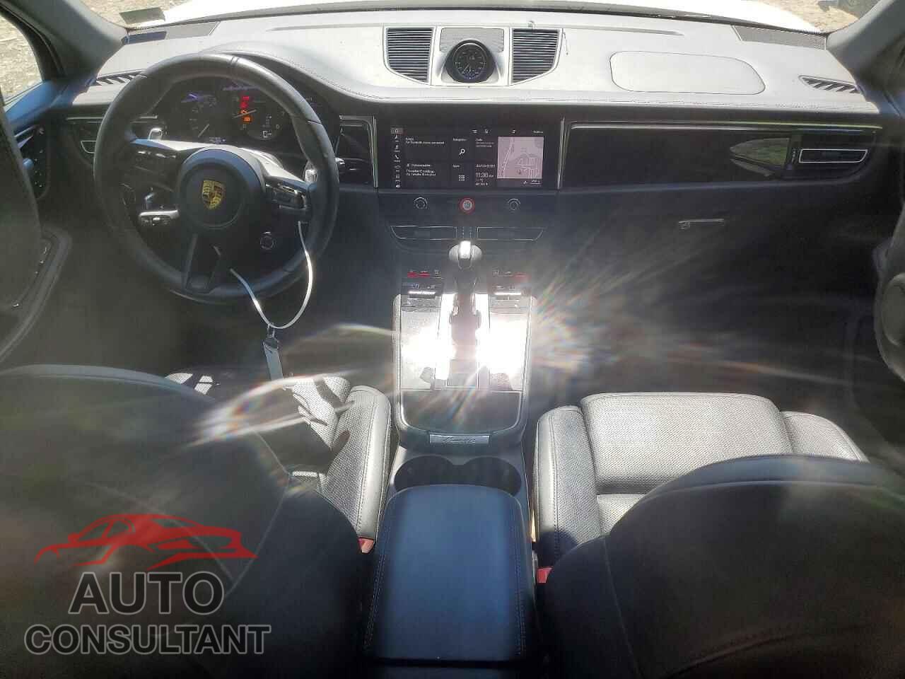 PORSCHE MACAN 2024 - WP1AA2A56RLB09323