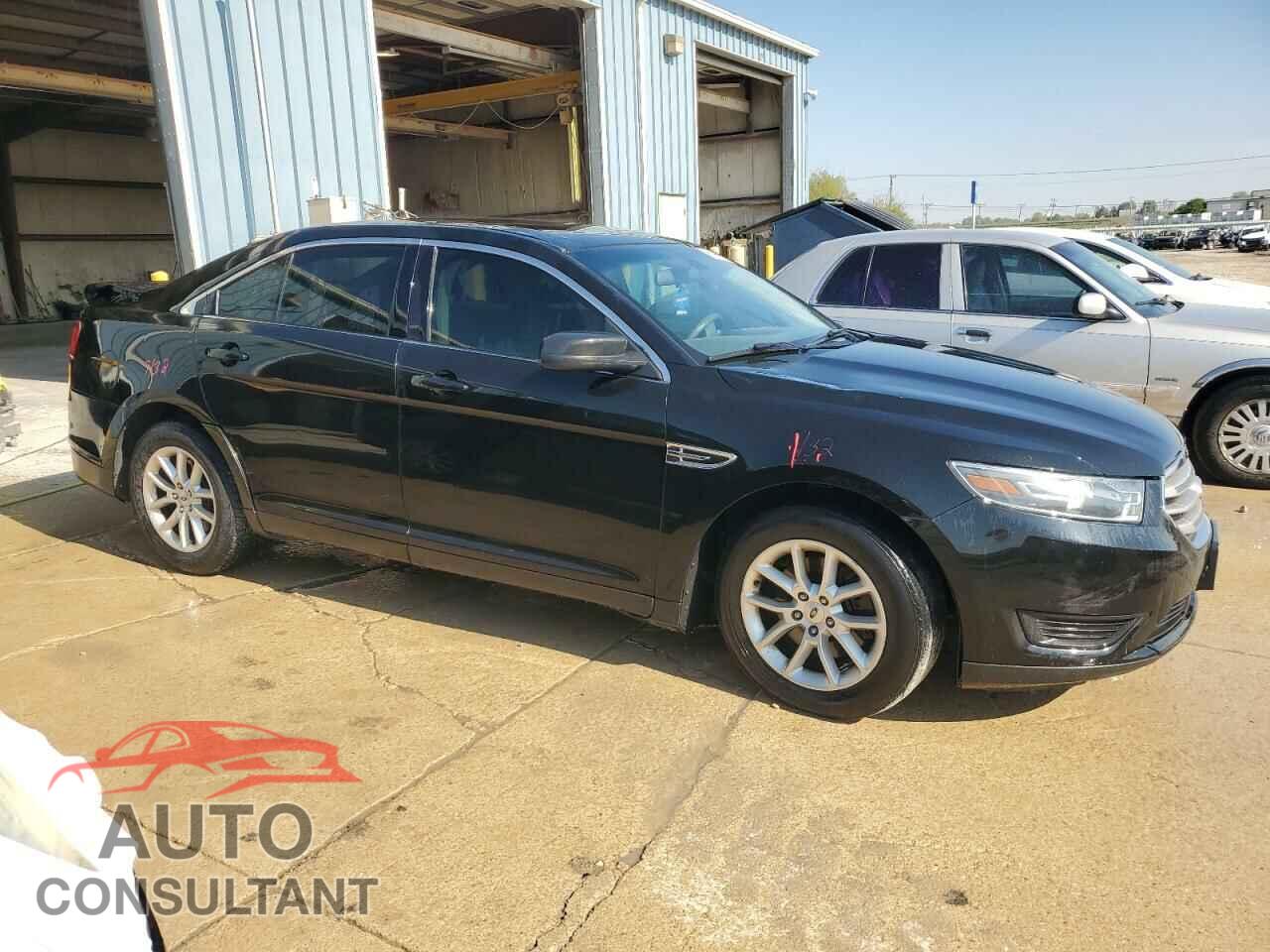 FORD TAURUS 2015 - 1FAHP2D85FG117427