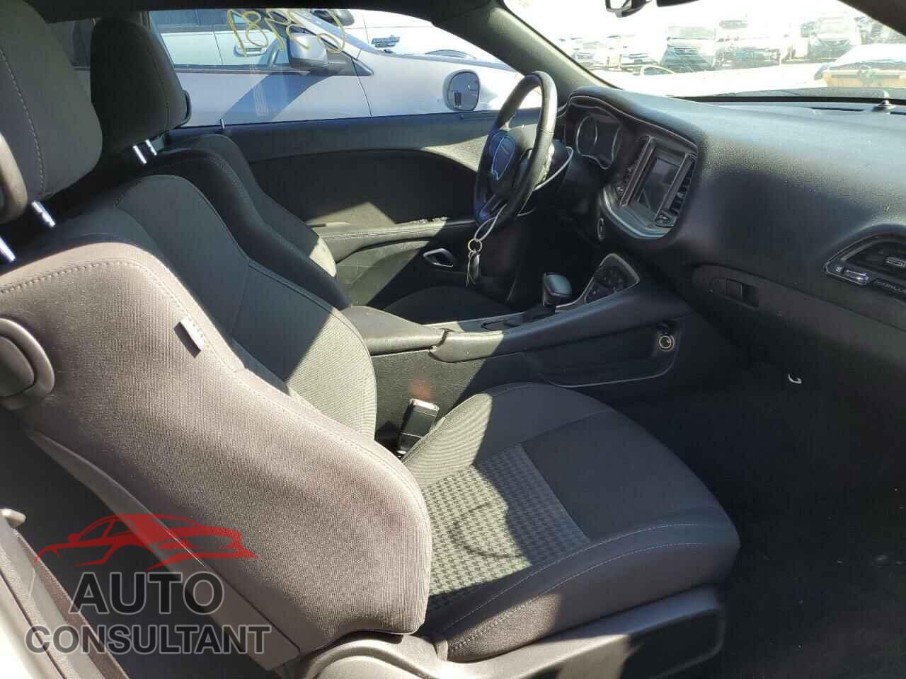DODGE CHALLENGER 2019 - 2C3CDZBT2KH530101