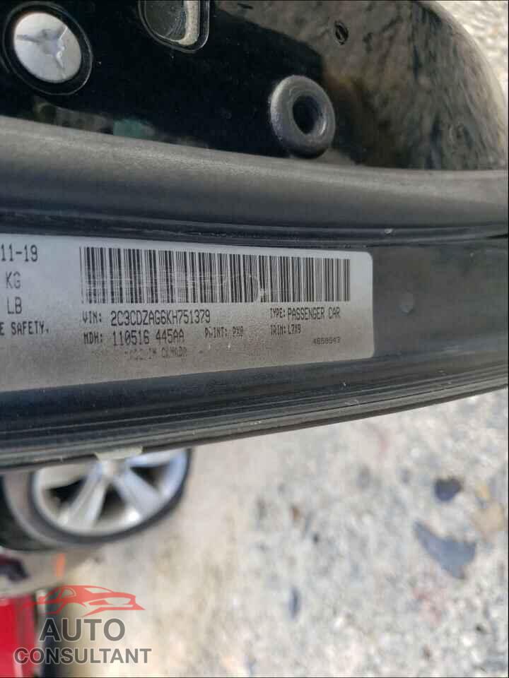 DODGE CHALLENGER 2019 - 2C3CDZAG6KH751379