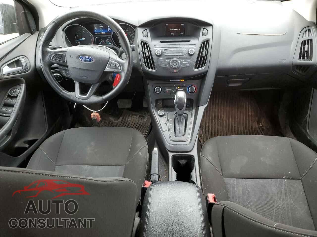 FORD FOCUS 2015 - 1FADP3F23FL278413