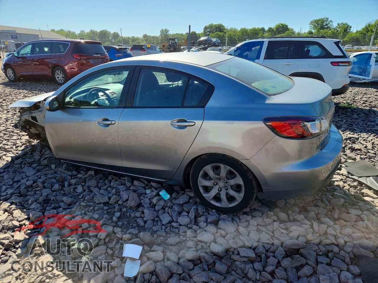 MAZDA 3 2011 - JM1BL1UG5B1397537