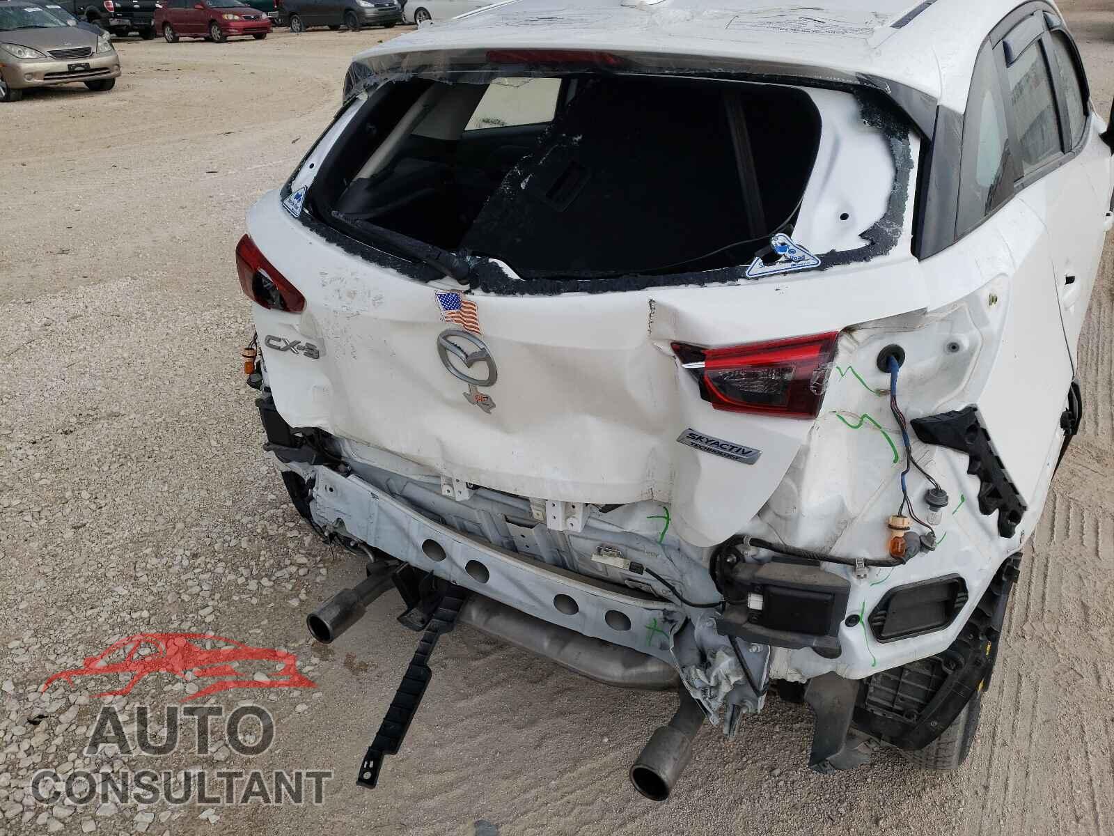 MAZDA CX-3 2017 - JM1DKDC70H0142257