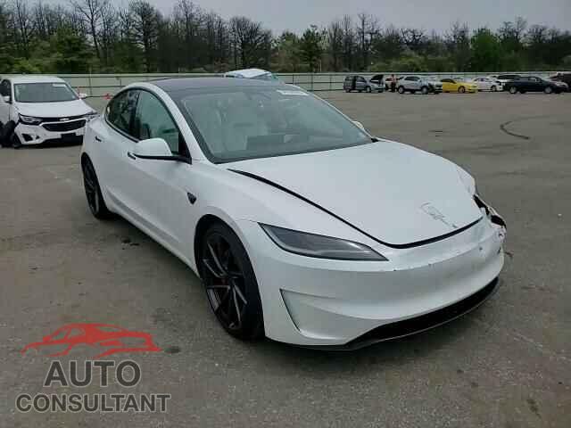 TESLA MODEL 3 2024 - 5YJ3E1ETXRF828613