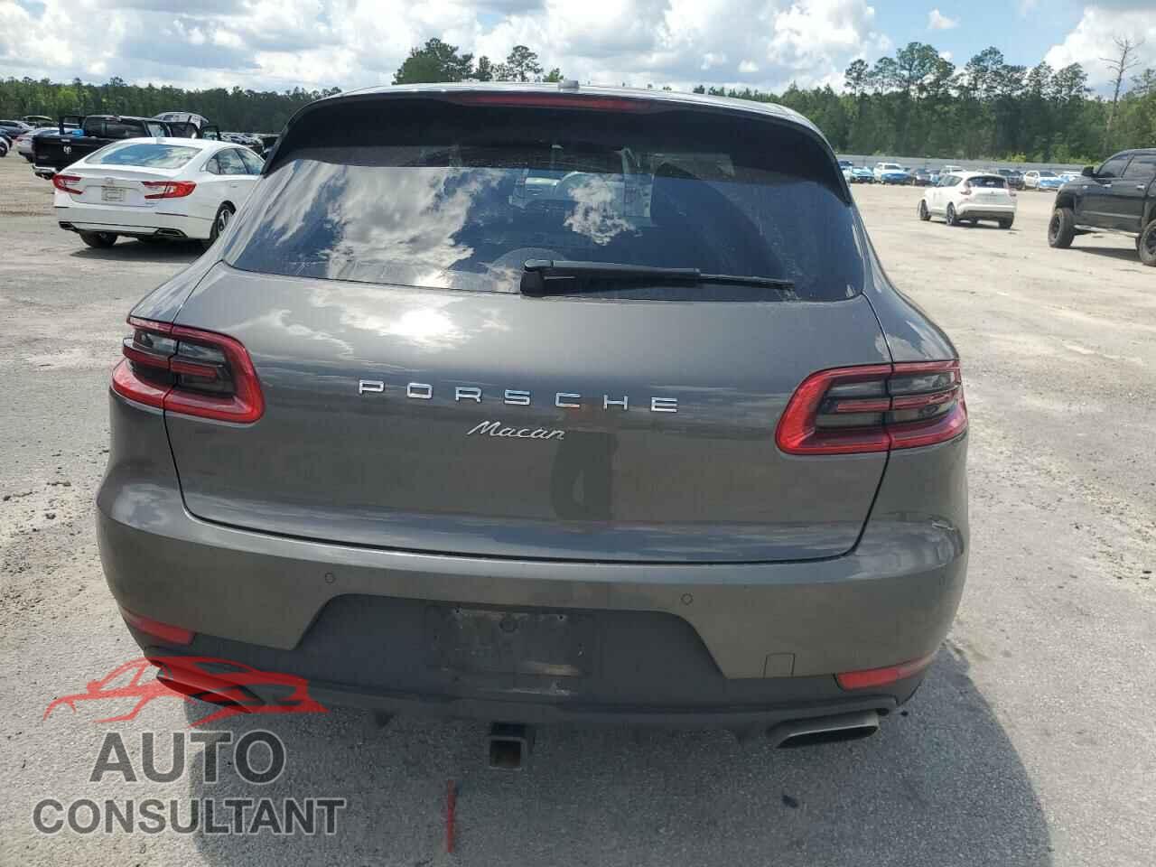 PORSCHE MACAN 2018 - WP1AA2A50JLB25201