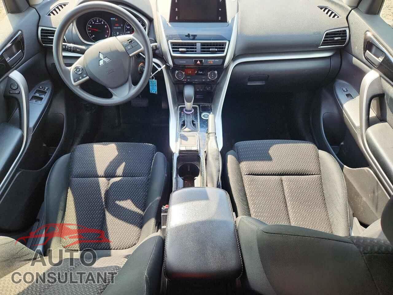 MITSUBISHI ECLIPSE 2018 - JA4AT4AA5JZ050362