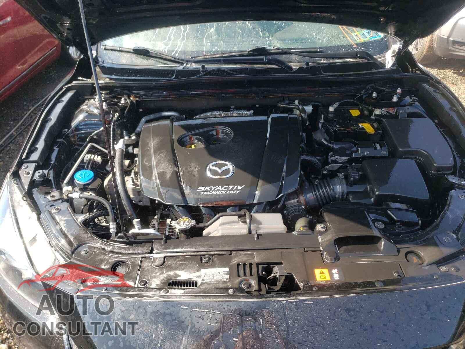 MAZDA 3 2017 - JM1BN1V75H1142288