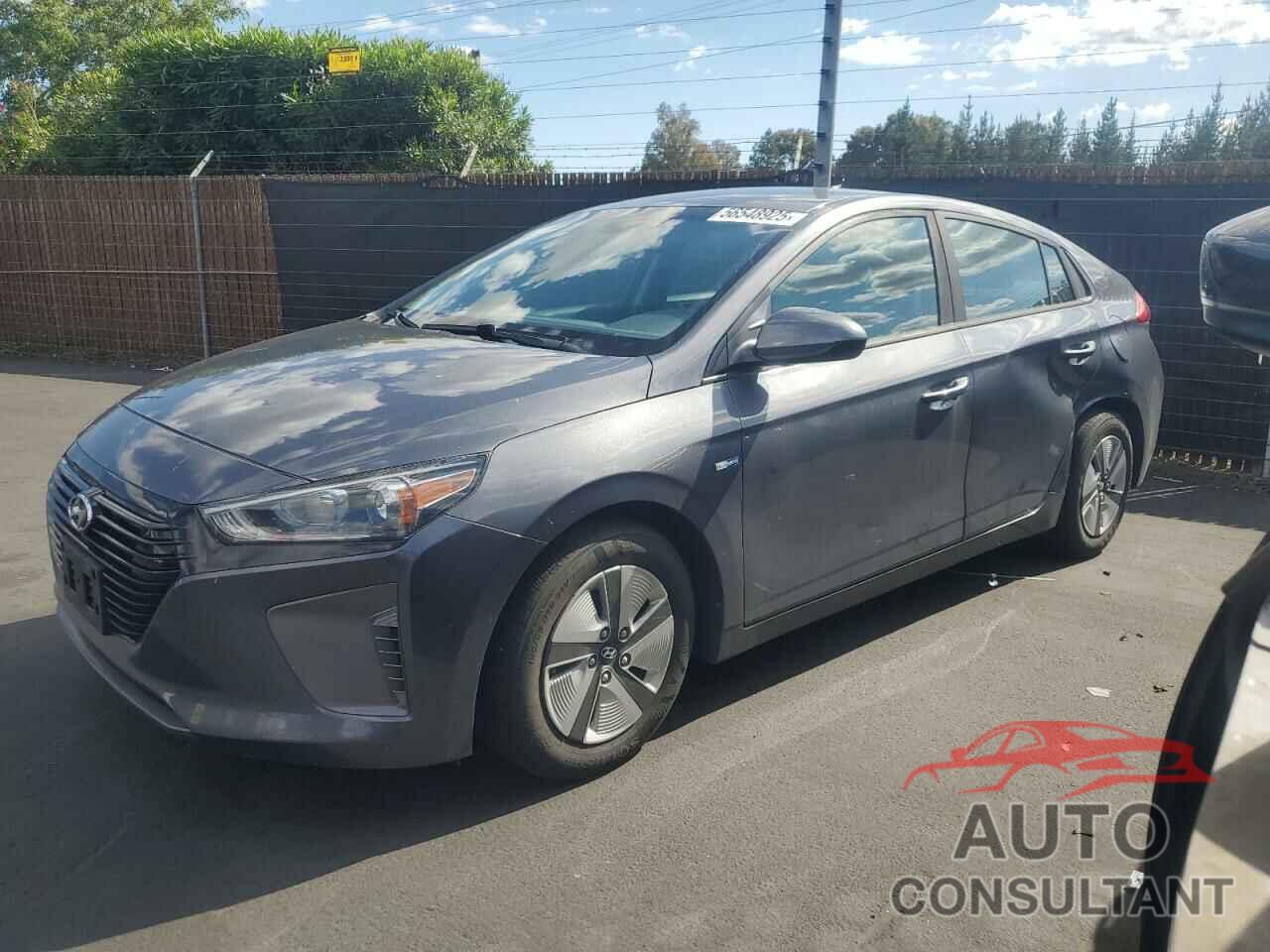 HYUNDAI IONIQ 2017 - KMHC65LC6HU025340