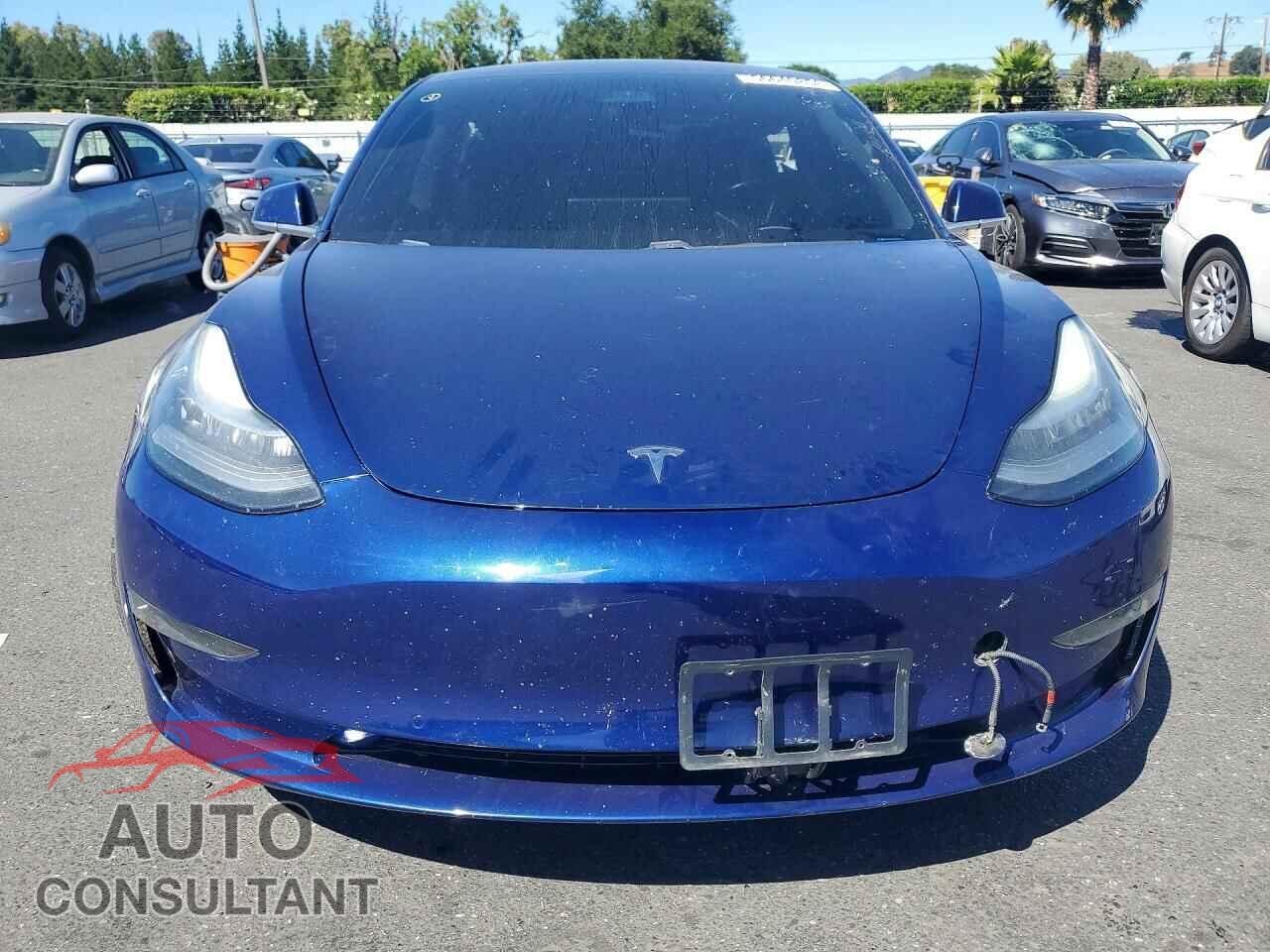 TESLA MDL 3 STD 2018 - 5YJ3E1EA2JF059253